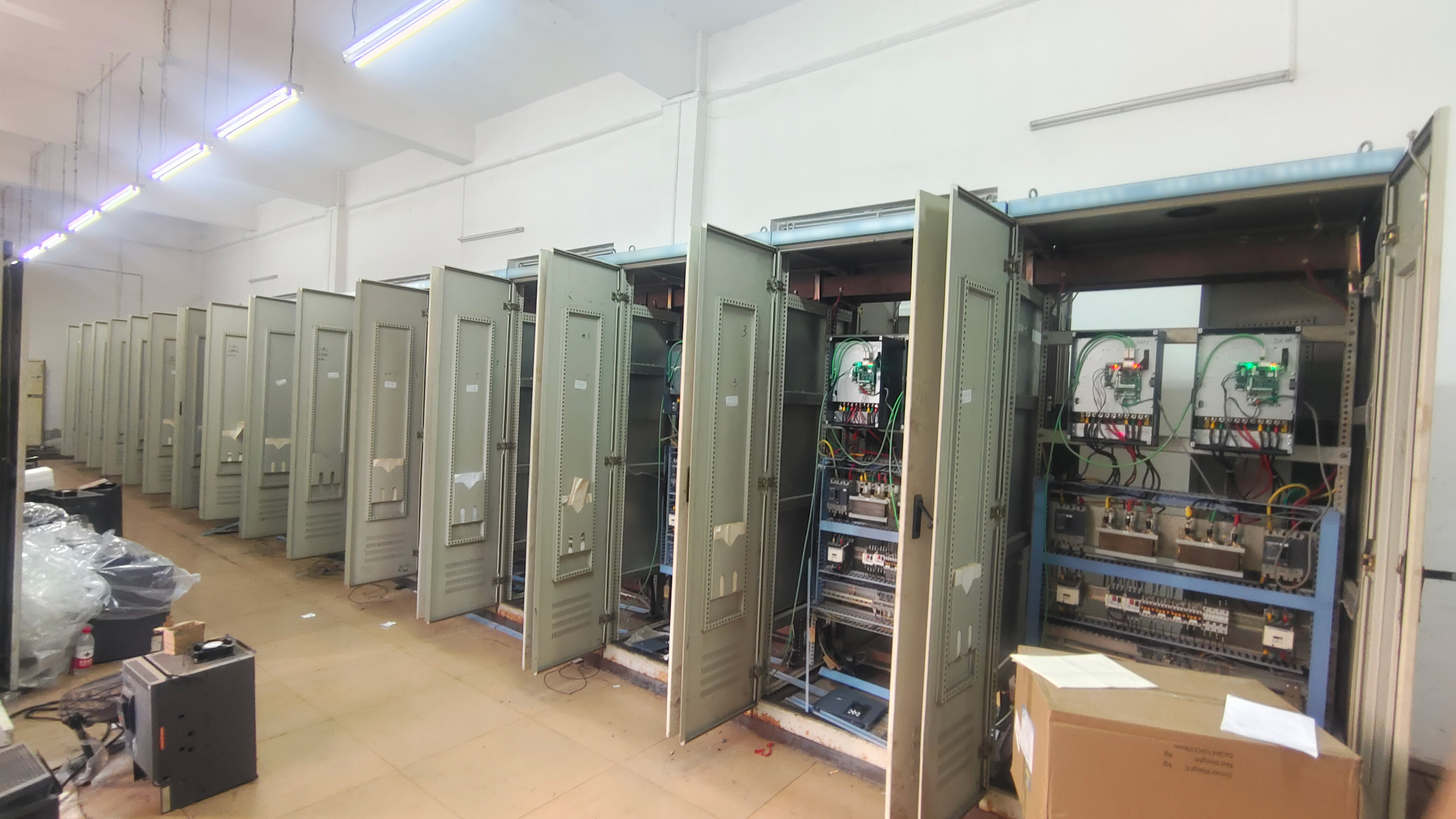 67361c顶级游戏娱乐华腾V9-H系列变频器：助力钢厂1250冷弯机组生产线“焕新升级”！